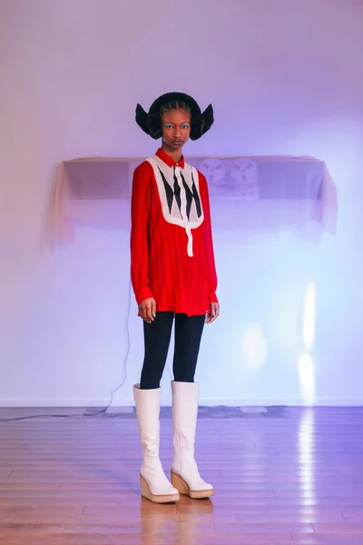 Look 5